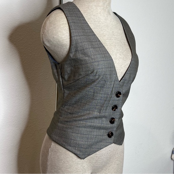 Mistress Rocks Gray Vest - Picture 2 of 6